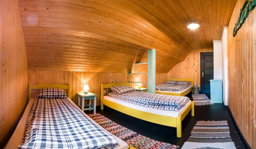 Vila Piricske Pihenohaz Ciceu Exteriér fotografie