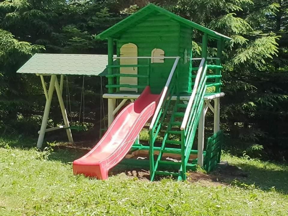 Vila Piricske Pihenohaz Ciceu Exteriér fotografie